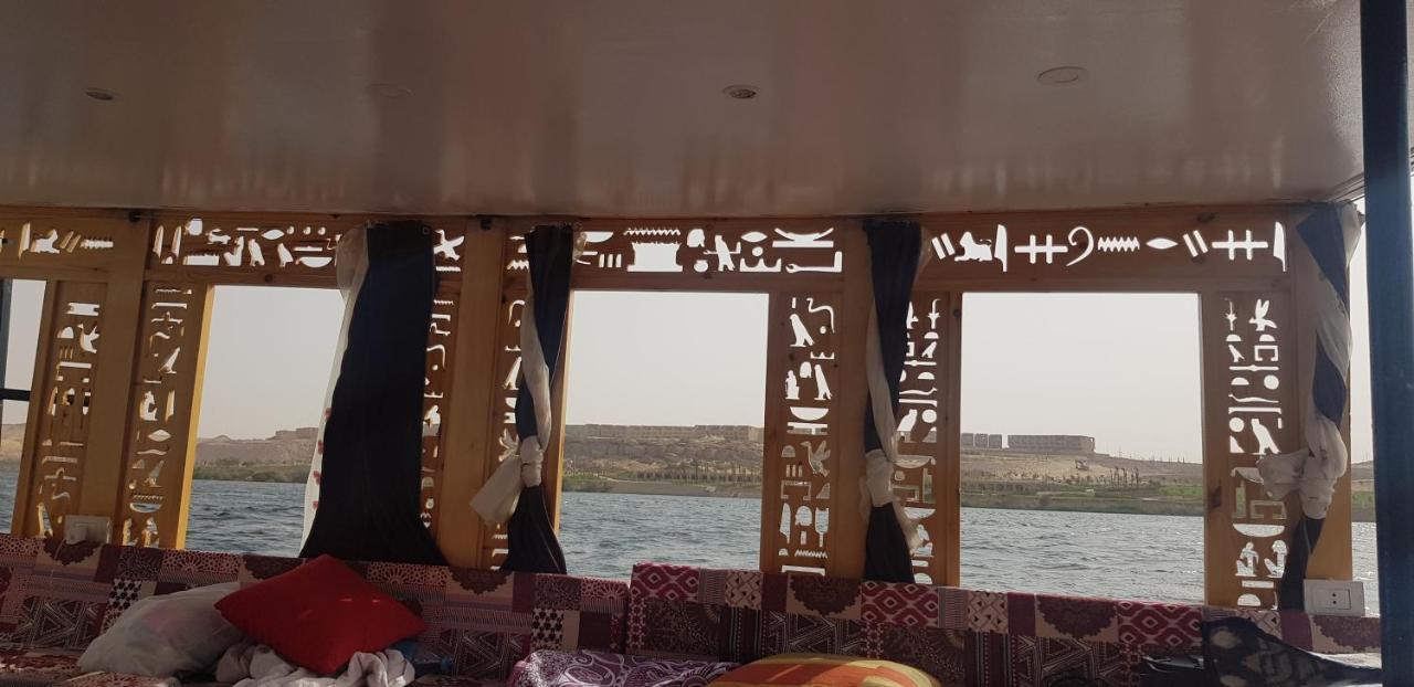 Nile Sunrise Felucca Boat Private Rental Луксор Екстер'єр фото