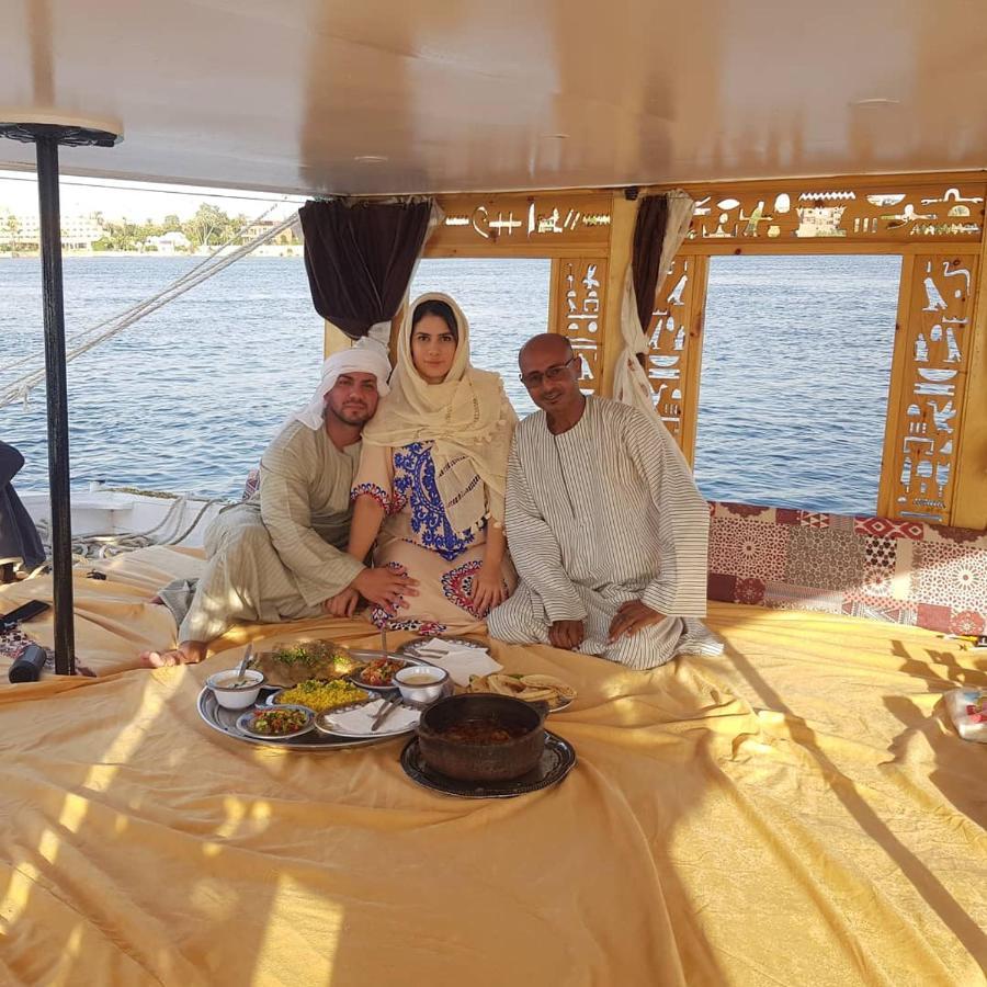 Nile Sunrise Felucca Boat Private Rental Луксор Екстер'єр фото
