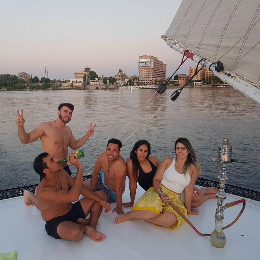 Nile Sunrise Felucca Boat Private Rental Луксор Екстер'єр фото